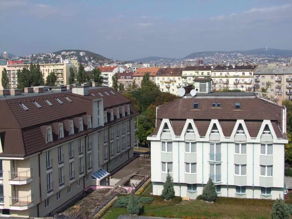 Hotel Bara Junior Budapesta Exterior foto