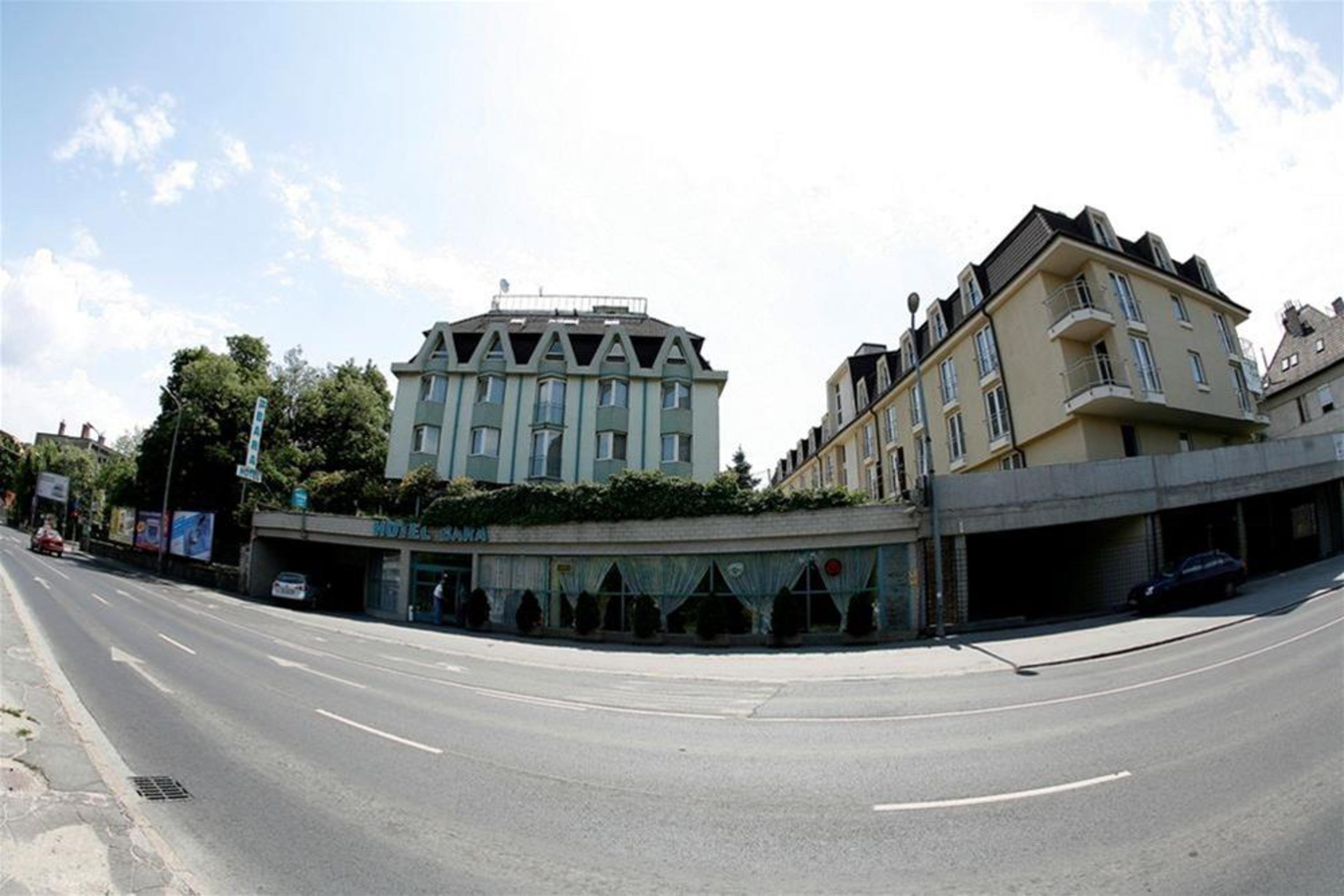 Hotel Bara Junior Budapesta Exterior foto